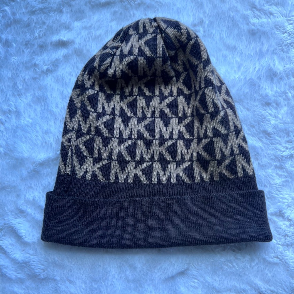 Michael Kors Brown Tan Monogram Logo Knit Cuffed Beanie Hat One Size USED